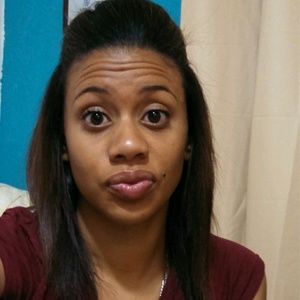 Meet your Posher, Eva